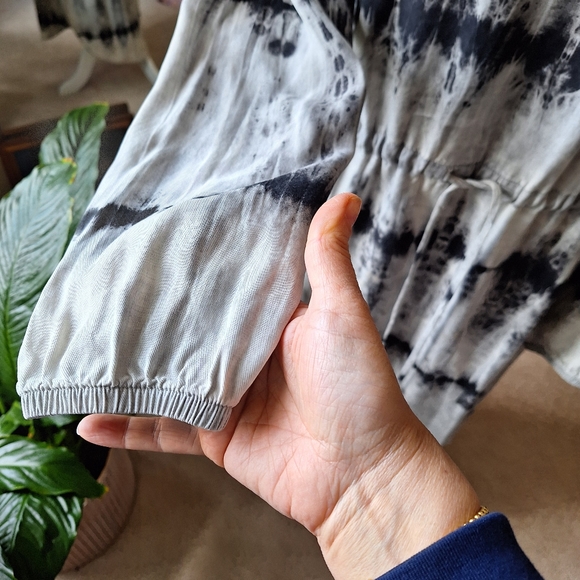 ANTHROPOLOGIE Cloth & Stone Dress  Size M - Picture 3 of 11